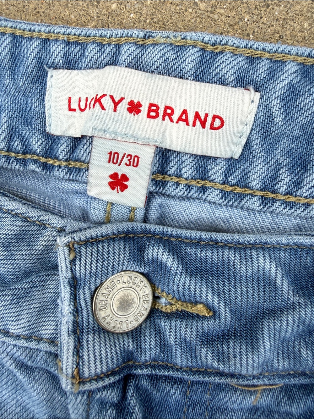 Lucky Brand The Palazzo Wide Leg Jeans Light Wash Tencel Blend Size 10 or 30 - Picture 6 of 15